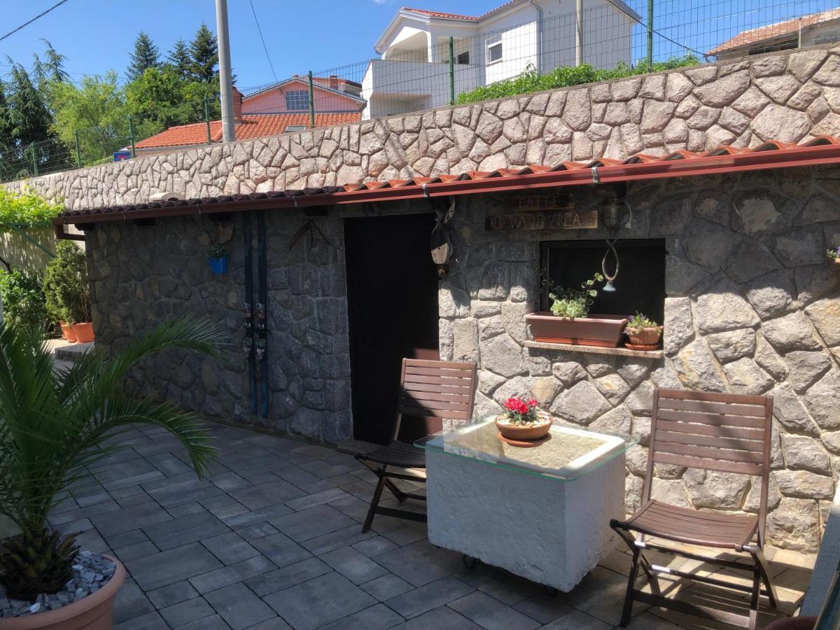 Green Garden Apartments Кастав Екстериор снимка