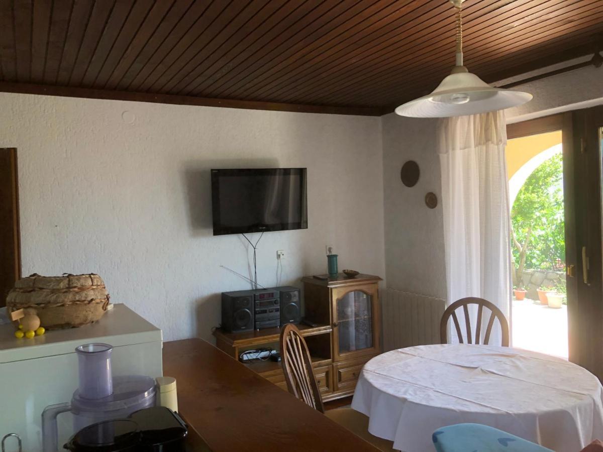 Green Garden Apartments Кастав Екстериор снимка